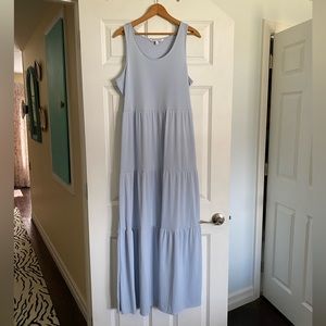 Elizabeth and James light blue tiered maxi dress Sz L sleeveless stretch SPRING
